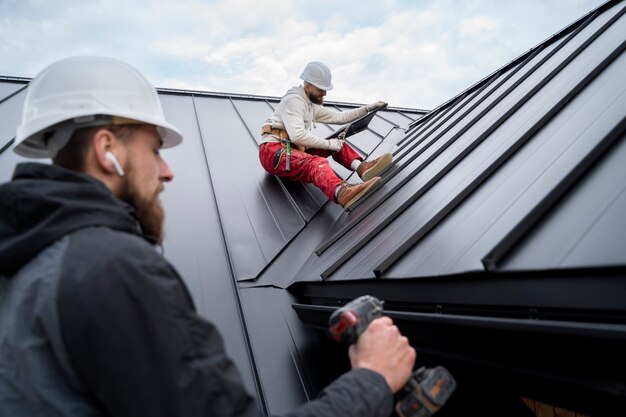 Beyond Shingles and Nails: Insights from Contractors